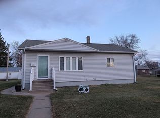 136 N Ash St, Dodge, NE 68633