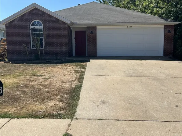 2409 SW Choctaw St, Bentonville, AR 72712