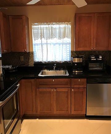 4th image of 9581 Sunrise Lakes Blvd APT 307