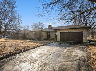 1124 W Hawkins St, Kankakee, IL 60901