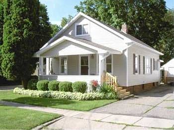 2nd image of 414 E Lincoln St