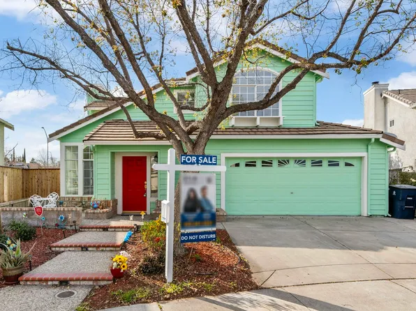 2827 Valcourt Way, Tracy, CA 95377