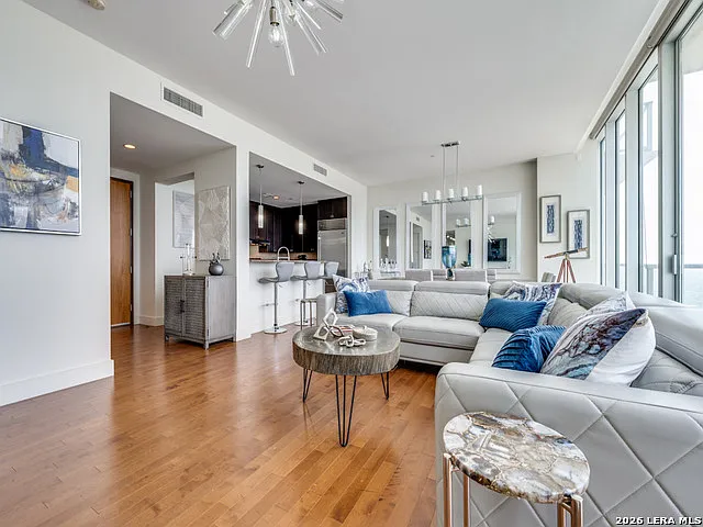 610 E Market St #2711 — Photo 18