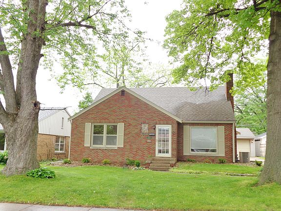 2nd image of 1009 W Stratford Dr