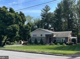 558 Sprague Rd, Narberth, PA 19072
