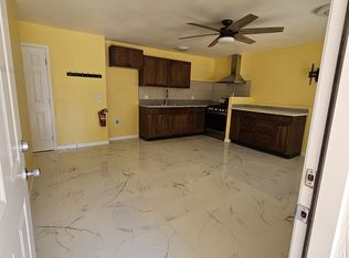 2017 Conejo St #1, Corona, CA 92882