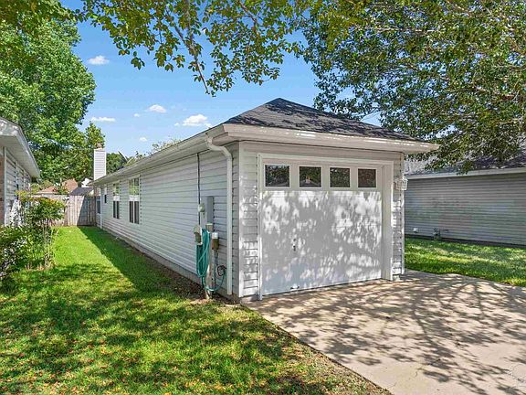 2nd image of 4025 Glenway Dr