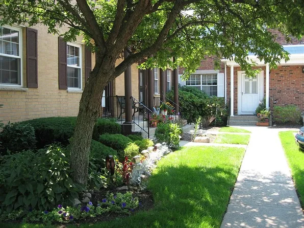 572 Lenape Ct #572, Suffern, NY 10901