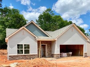 337 Spruce Creek Ln, Temple, GA