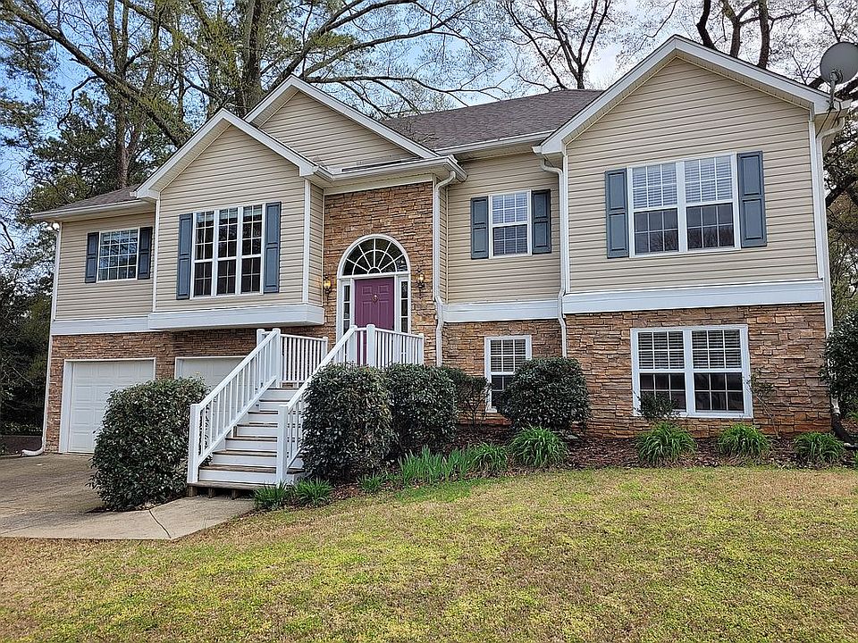 1st image of 80 Lloyd Dr