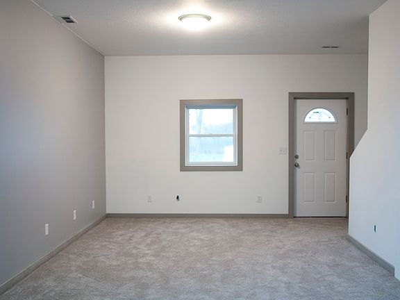 Living Room: 22 x 11 SW