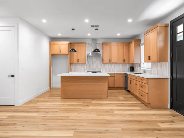 9463 Garfield St, Riverside, CA 92503