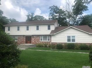 2 Topland Rd, Hartsdale, NY 10530