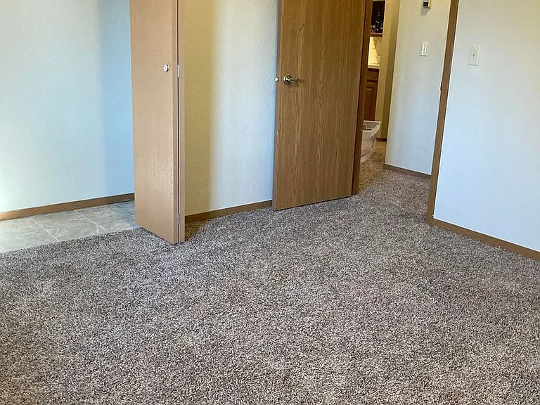 Capitol Apartments — Photo 14