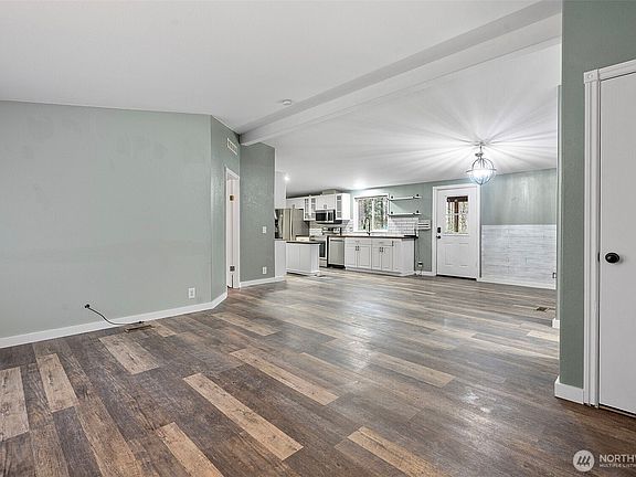 2nd image of 13942 169th Avenue SE