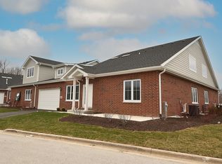 656 Prairie Crossing Dr, New Lenox, IL 60451