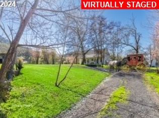 1195 Roberts Mountain Rd, Roseburg, OR 97471