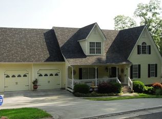 135 Westminster Way, Calhoun, GA 30701