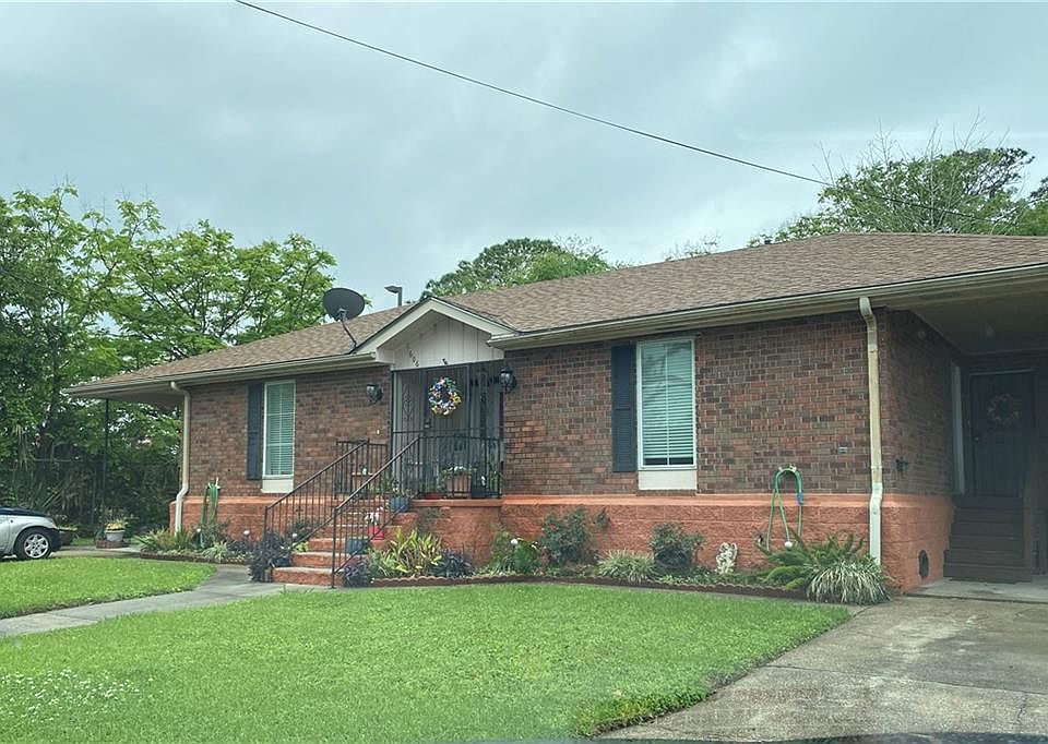1st image of 608 Lurline Dr