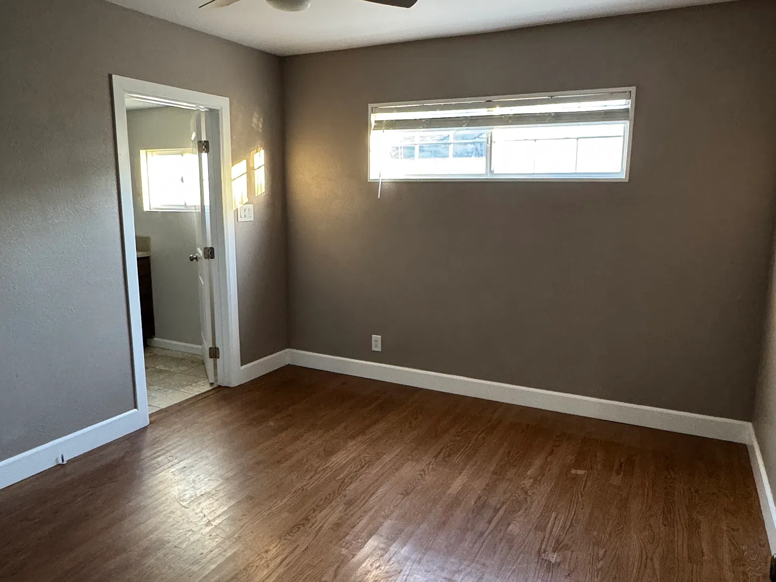3 bed, 1200 sqft, $4,000 — Photo 4