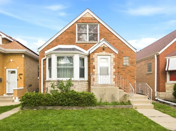 5221 N Marmora Ave, Chicago, IL 60630