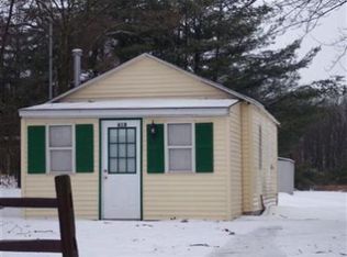 618 Oakwood St, North Judson, IN 46366