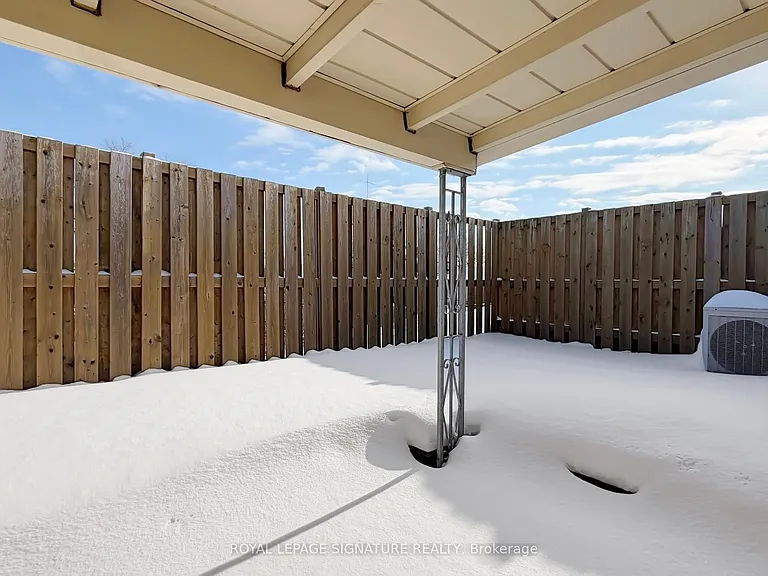 117 Westmount Ave #UPPER — Photo 26