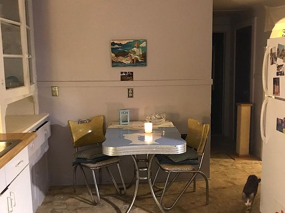 3rd image of 37 W Dorsey Ln #1