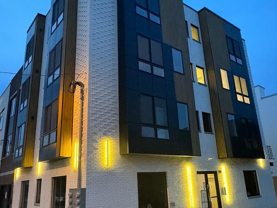 1st image of 2731 W Jefferson St #1