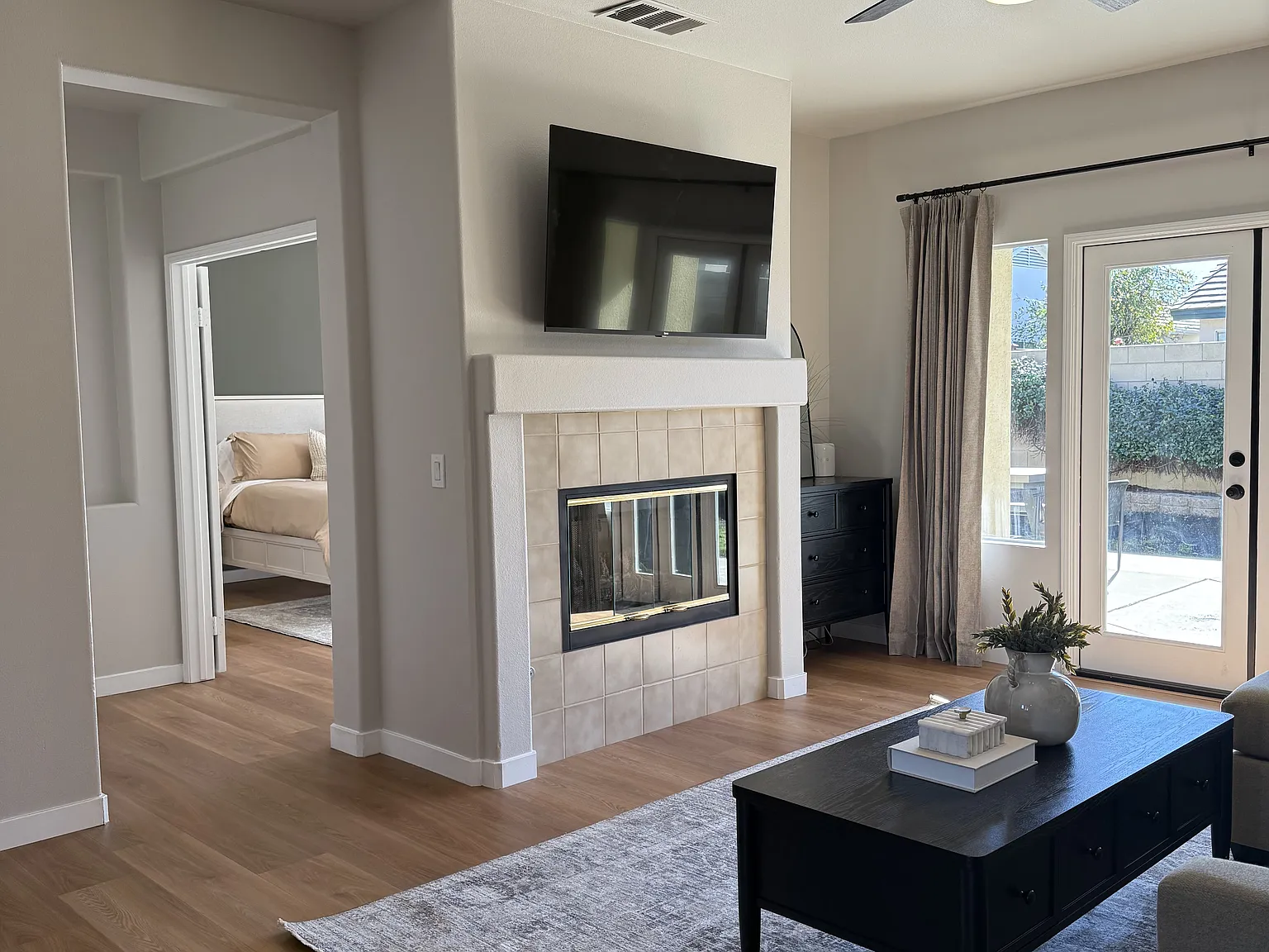 4 bed, 2236 sqft, $5,000 — Photo 4