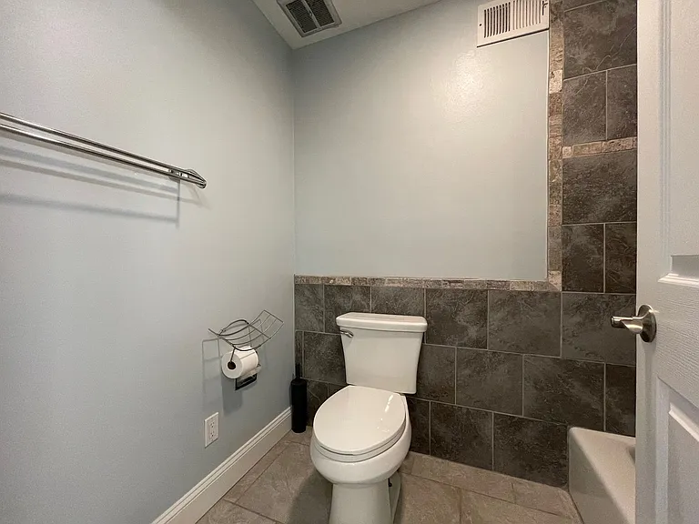 4147 Roanoke Rd #17 — Photo 14