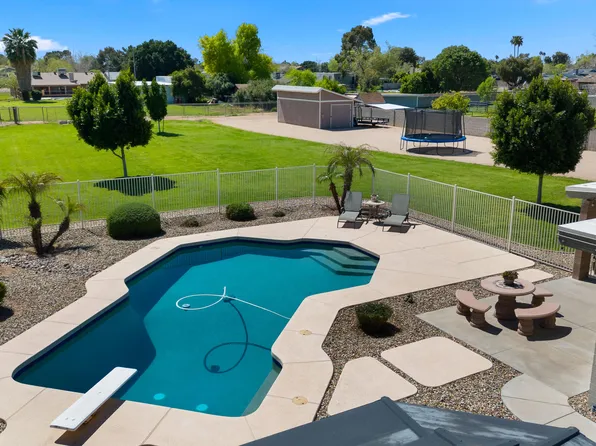 4413 W PARADISE Lane, Glendale, AZ 85306