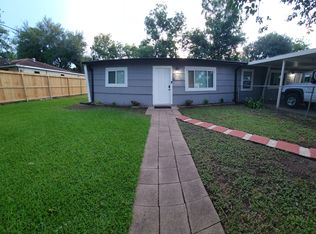 30 Dattner Rd, Houston, TX 77013