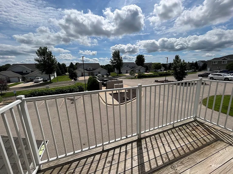 Stonewood Crossing — Photo 18