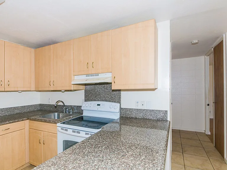 920 Kaheka St #22 — Photo 25