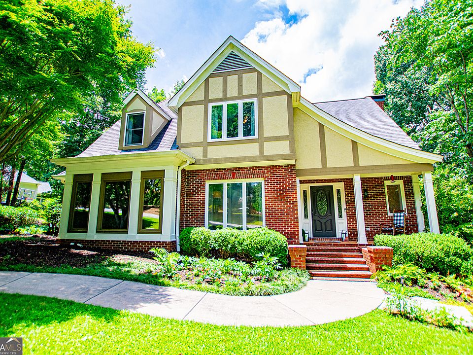 1st image of 150 Laurel Lakes Dr