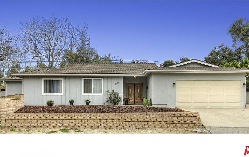 1st image of 2737 Mayfield Ave