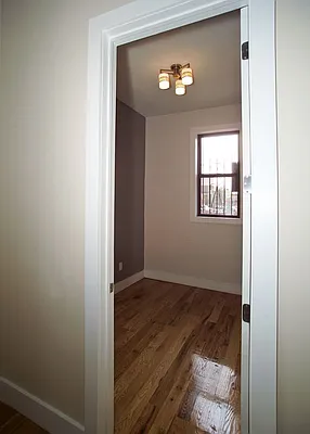 Rented by Evergreen Apartments BK | media 3