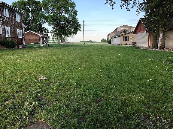 5th image of 13325 253rd Ave