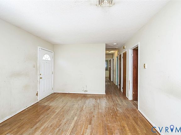 5th image of 226 Hodder Ln
