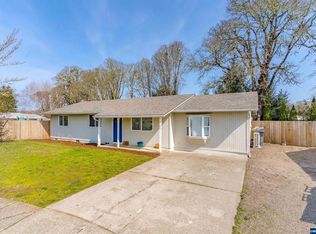 1106 SW Prince Ct, Dallas, OR 97338
