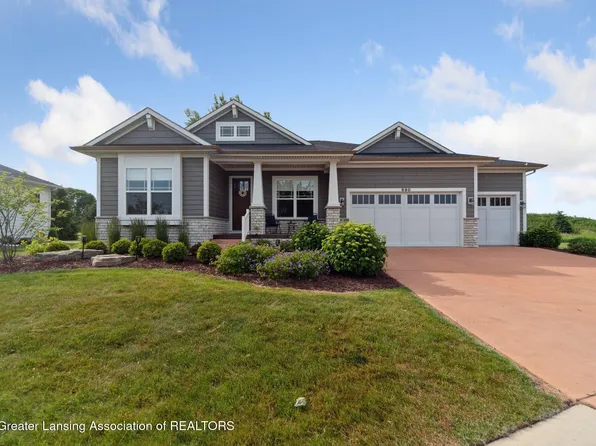 690 Aquila Dr, East Lansing, MI 48823