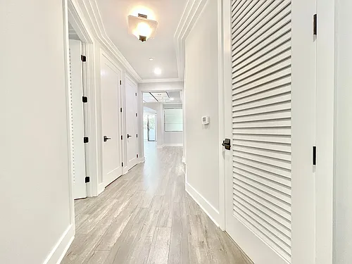 10270 Almayo Ave Photo 1