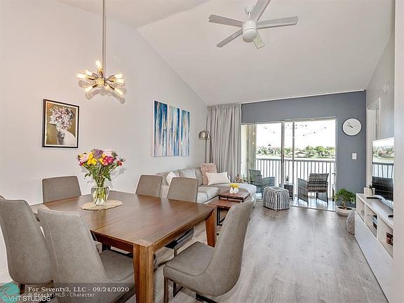 5th image of 5520 Lakeside Dr APT 207