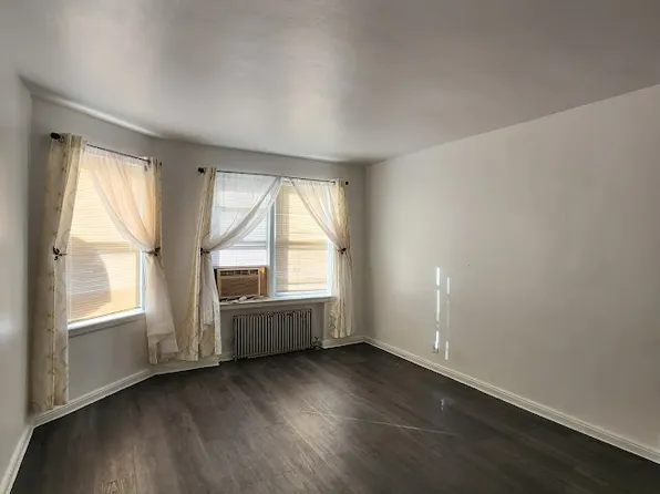 (undisclosed Address), Flushing, NY 11367