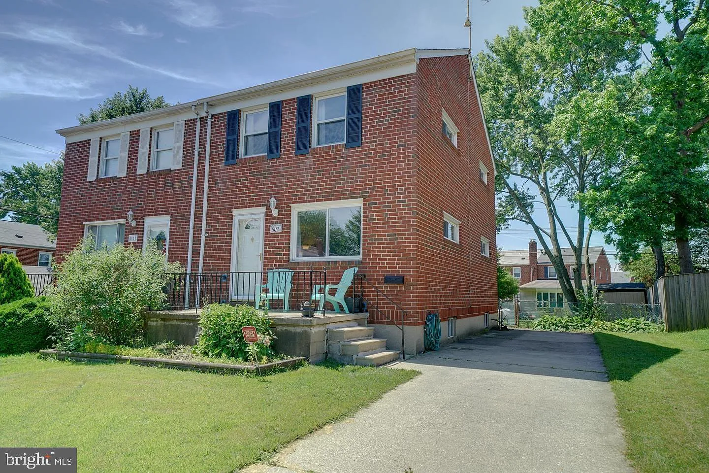 3 bed, 1.5 bath, 1520 sqft, $2,000 — Photo 1
