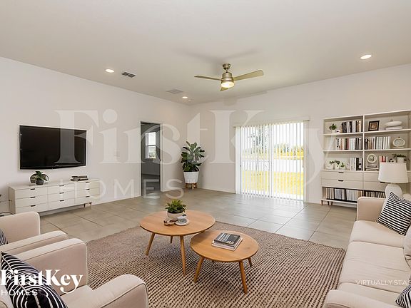 4th image of 1630 Isleta Loop