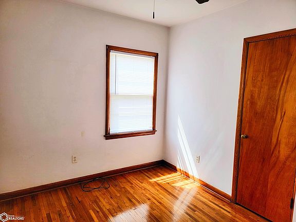 2nd image of 1417 Silverwood Ln