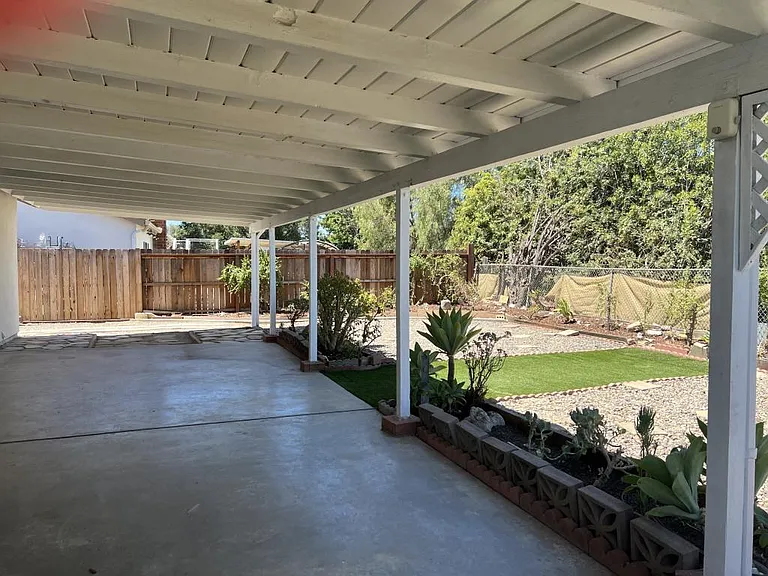 835 McLain St — Photo 32