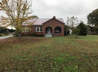 706 Deadfall Rd W, Greenwood, SC 29649